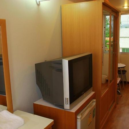 Ratchaphruek 2007 Hotel Chom Thong Εξωτερικό φωτογραφία