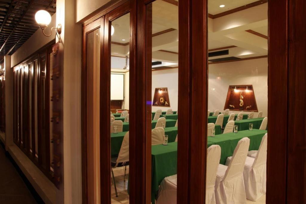 Ratchaphruek 2007 Hotel Chom Thong Εξωτερικό φωτογραφία