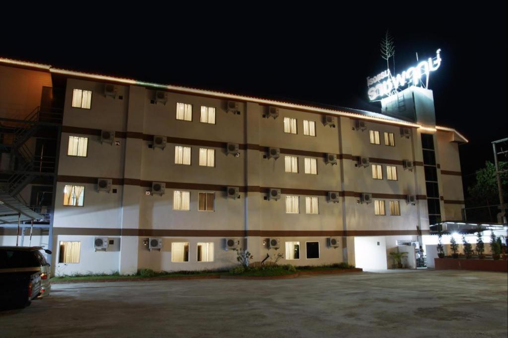 Ratchaphruek 2007 Hotel Chom Thong Εξωτερικό φωτογραφία